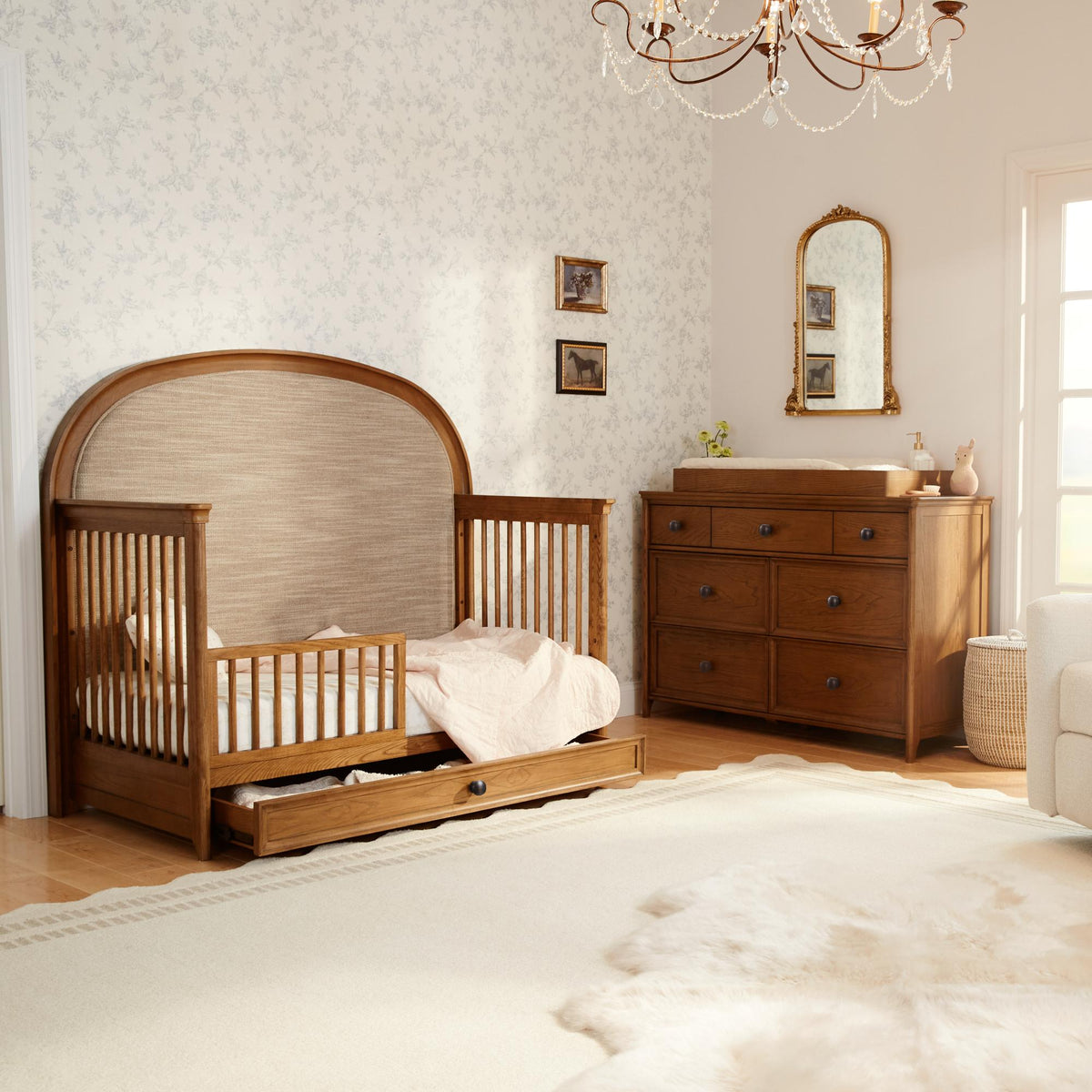 Maxi-Cosi NurseryMaxi-Cosi Nursery Quiet Luxury 6-in-1 Convertible Crib with Toddler Bed/Daybed Conversion KitBabysupermarket