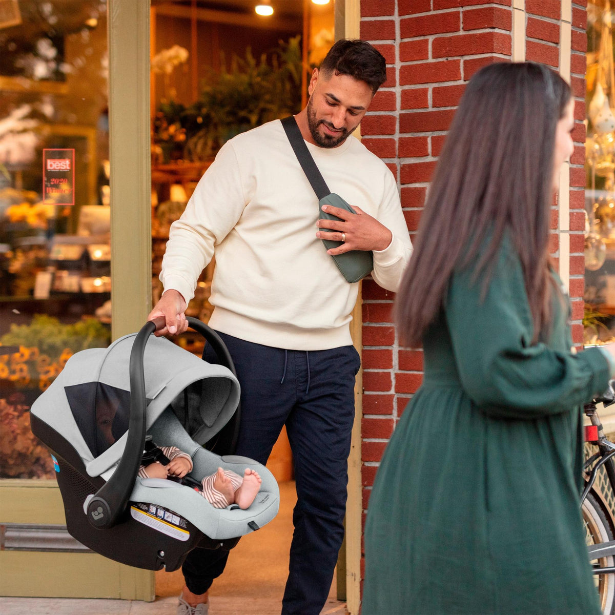 Maxi-CosiMaxi-Cosi Zelia Luxe+ 5-in-1 Modular Travel SystemBabysupermarket