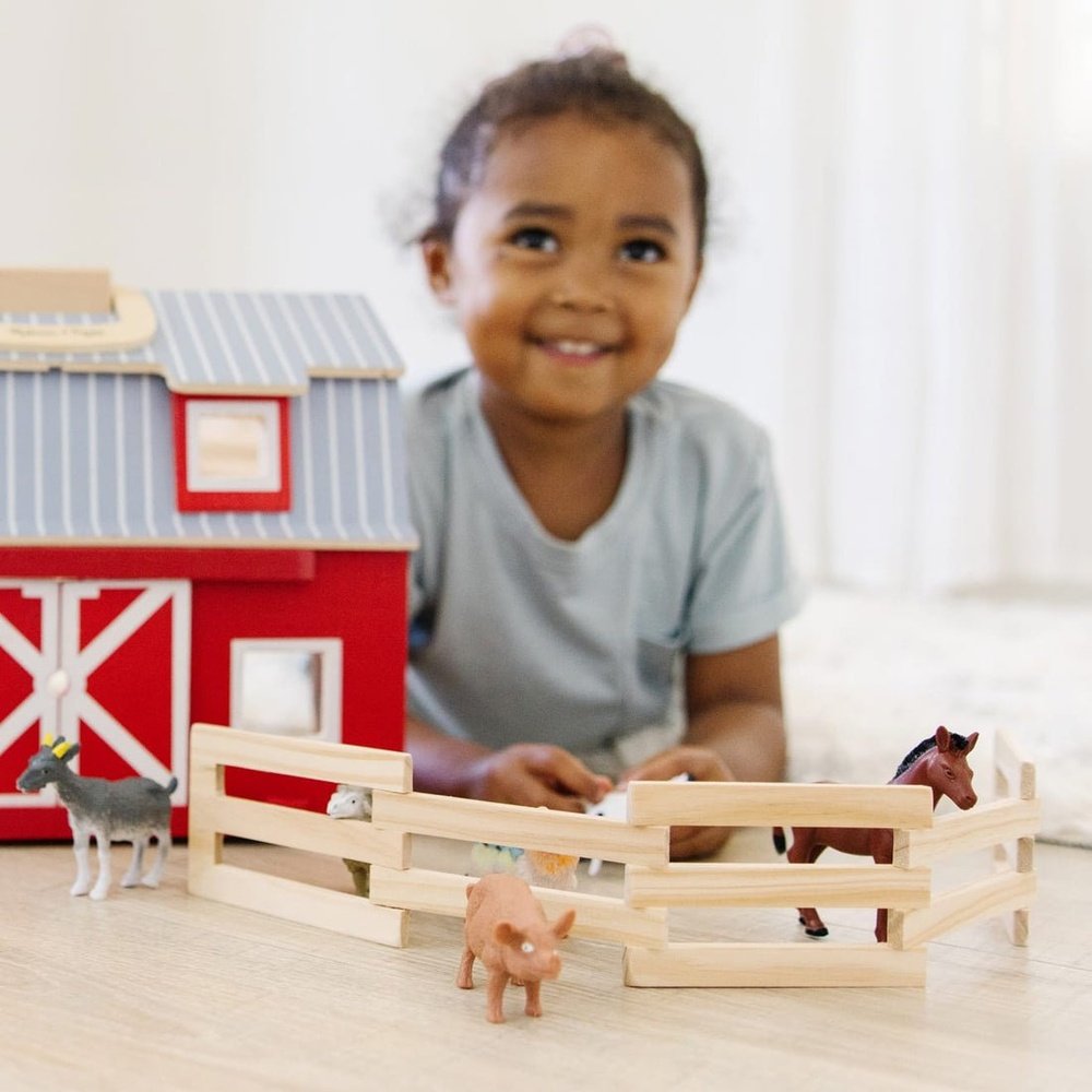 Melissa and Doug Fold & Go Barn