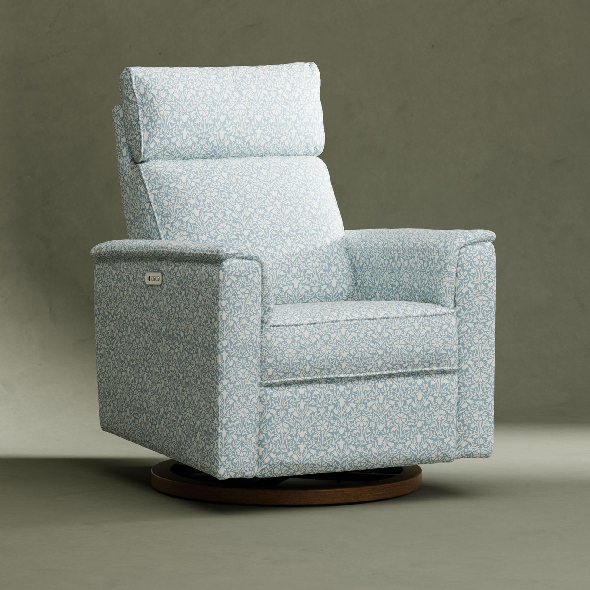 NamesakeMorris & Co. x Namesake Willa Plus Power Glider Recliner w/ Power HeadrestBabysupermarket