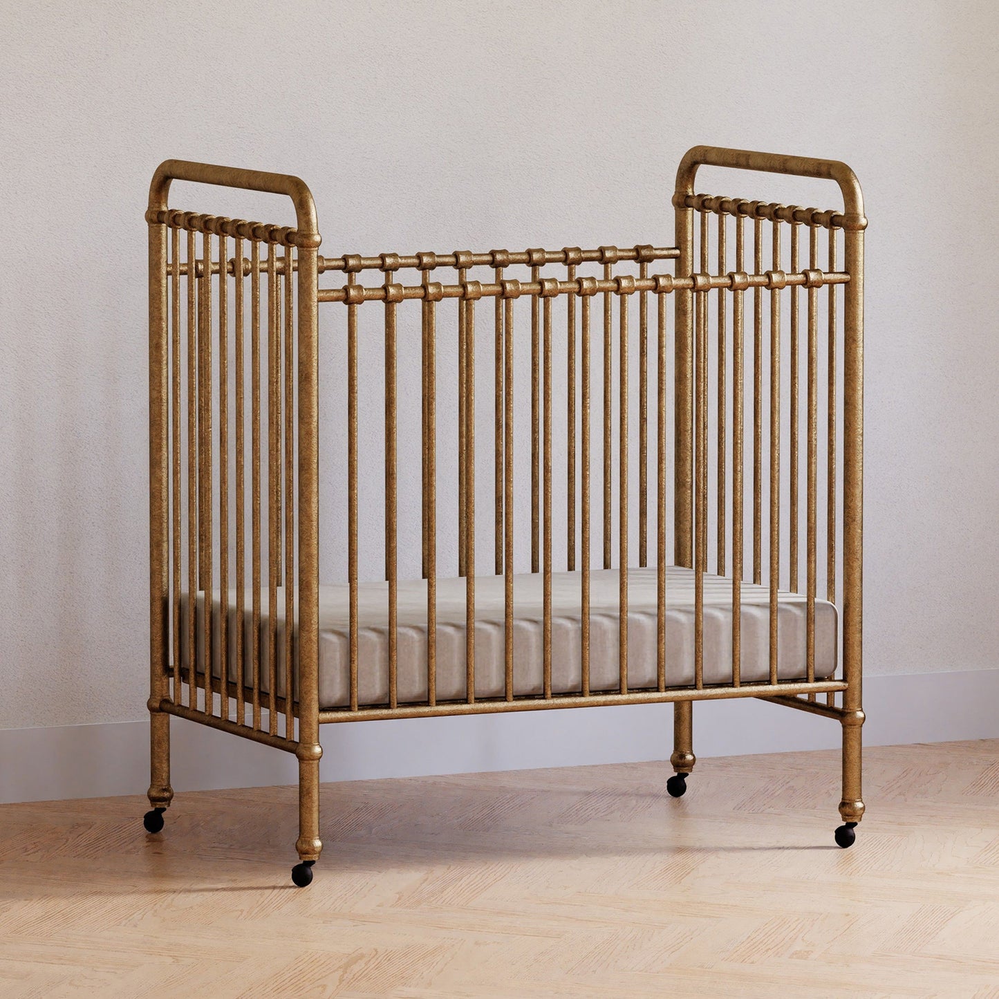 NamesakeNamesake Abigail 3-in-1 Convertible Mini CribBabysupermarket