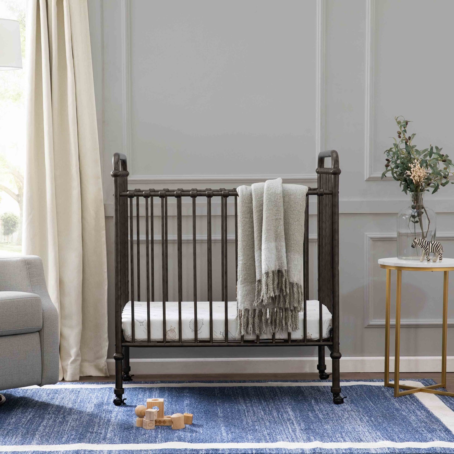 NamesakeNamesake Abigail 3-in-1 Convertible Mini CribBabysupermarket