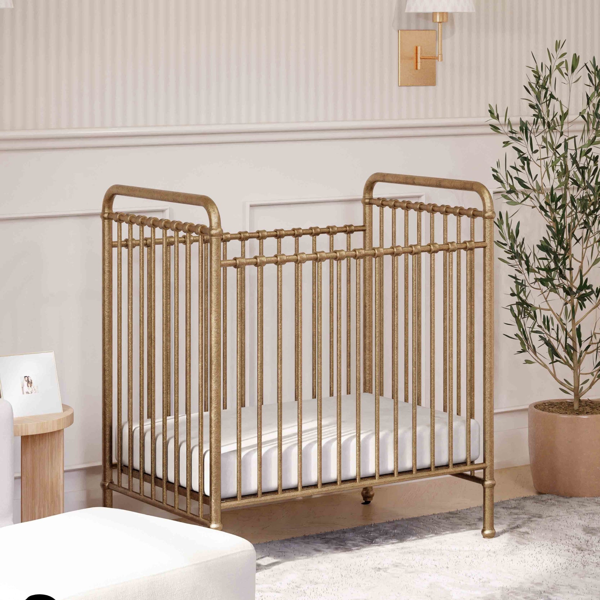 NamesakeNamesake Abigail 3-in-1 Convertible Mini CribBabysupermarket