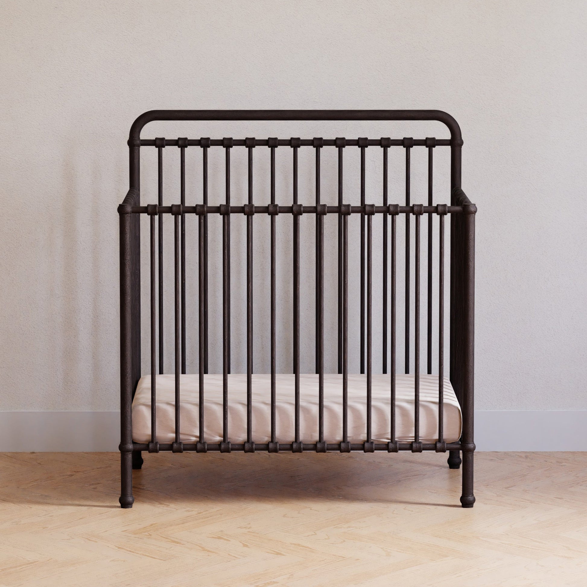 NamesakeNamesake Winston 4-in-1 Convertible Mini CribBabysupermarket