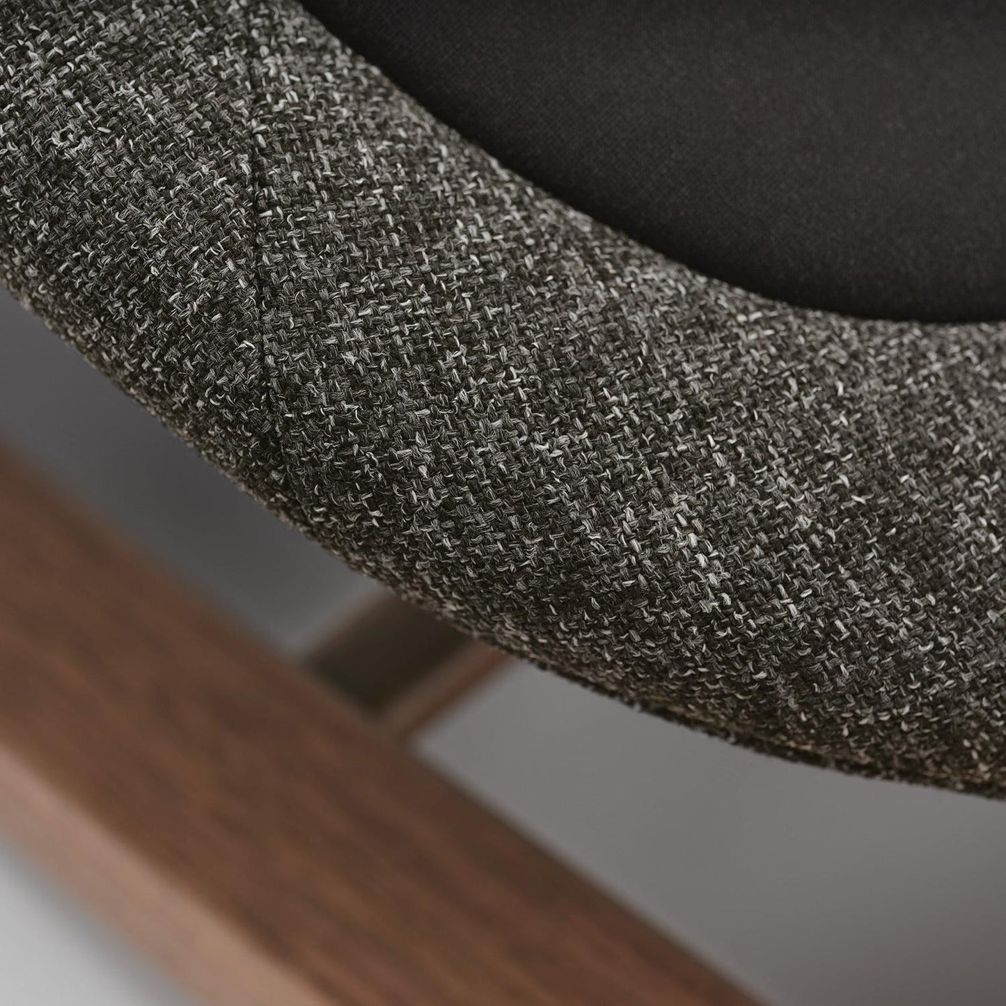 Nuna High Chairs Nuna BRYN High Chair + Newborn Rocker Seat