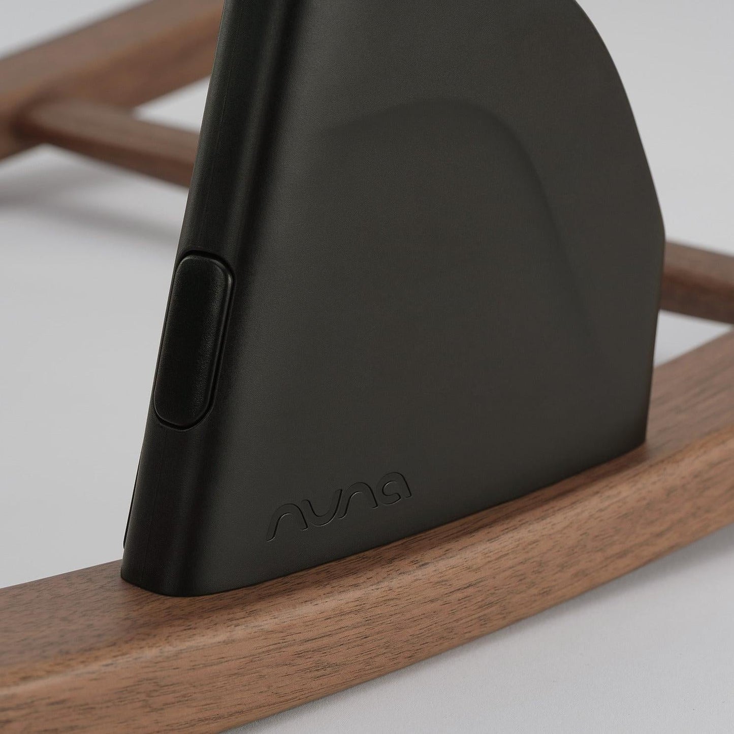 Nuna High Chairs Nuna BRYN High Chair + Newborn Rocker Seat
