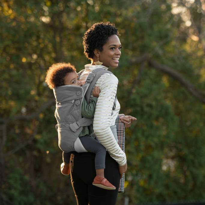 NUNA Front Nuna CUDL 4-in-1 Carrier