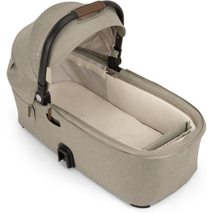 NunaNuna Demi Next Bassinet + StandBabysupermarket