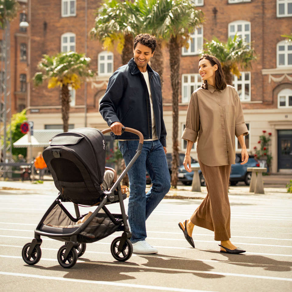 NunaNuna SWIV StrollerBabysupermarket