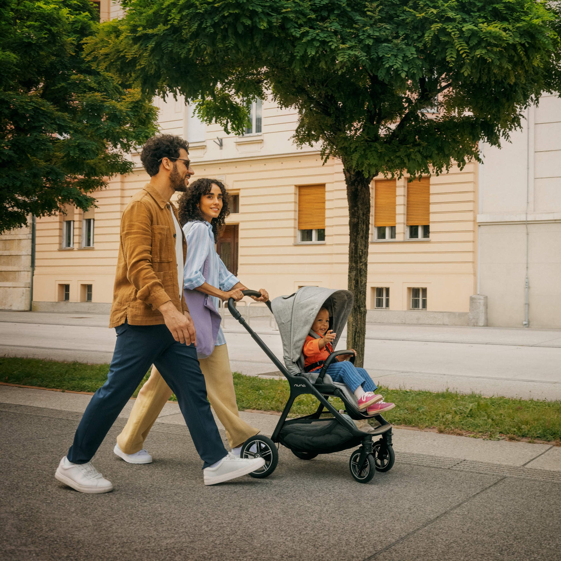 Nuna Strollers - Single Graphene Nuna x BMW TRIV Next Stroller