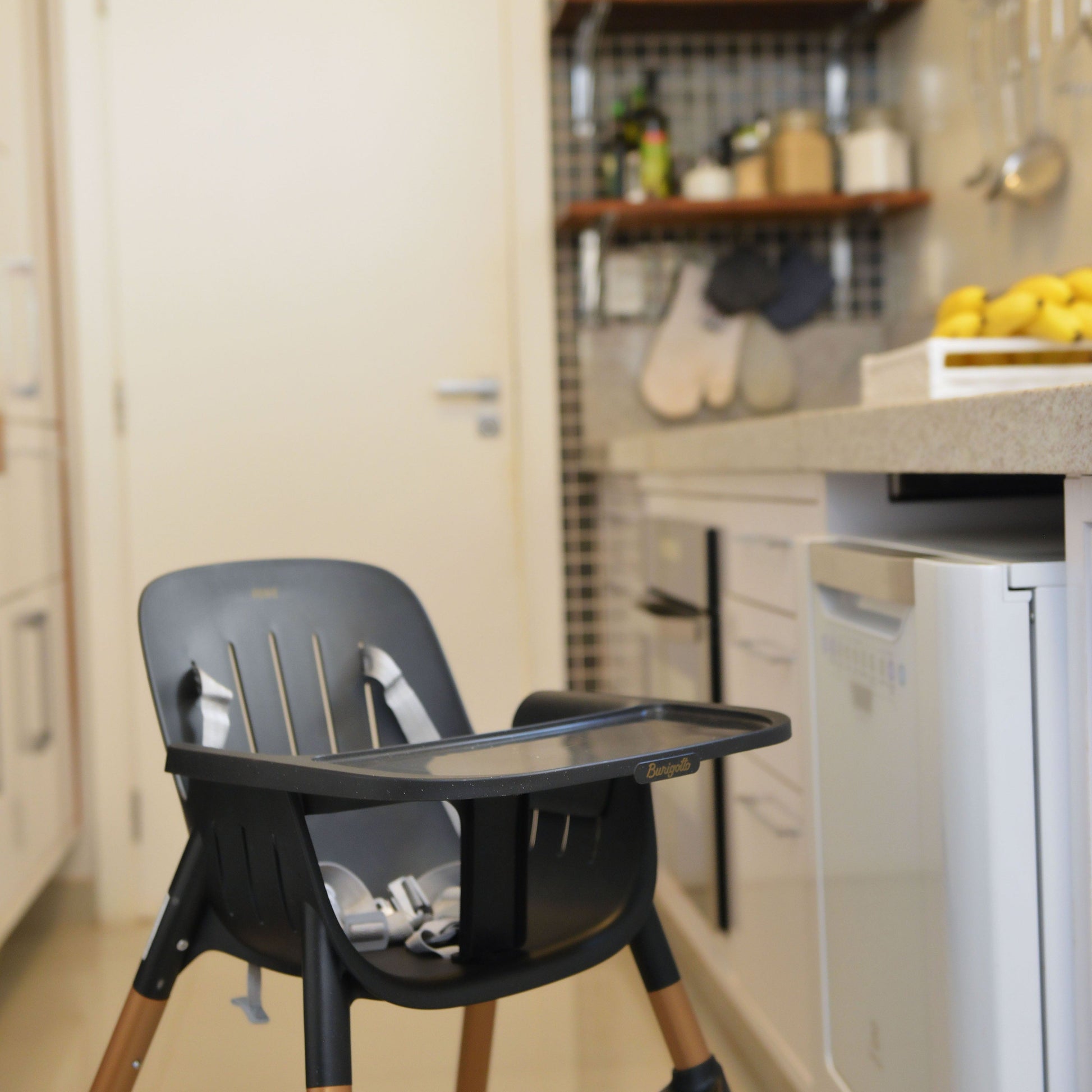 Peg Perego High Chairs Peg Perego Poke Lightweight High Chair