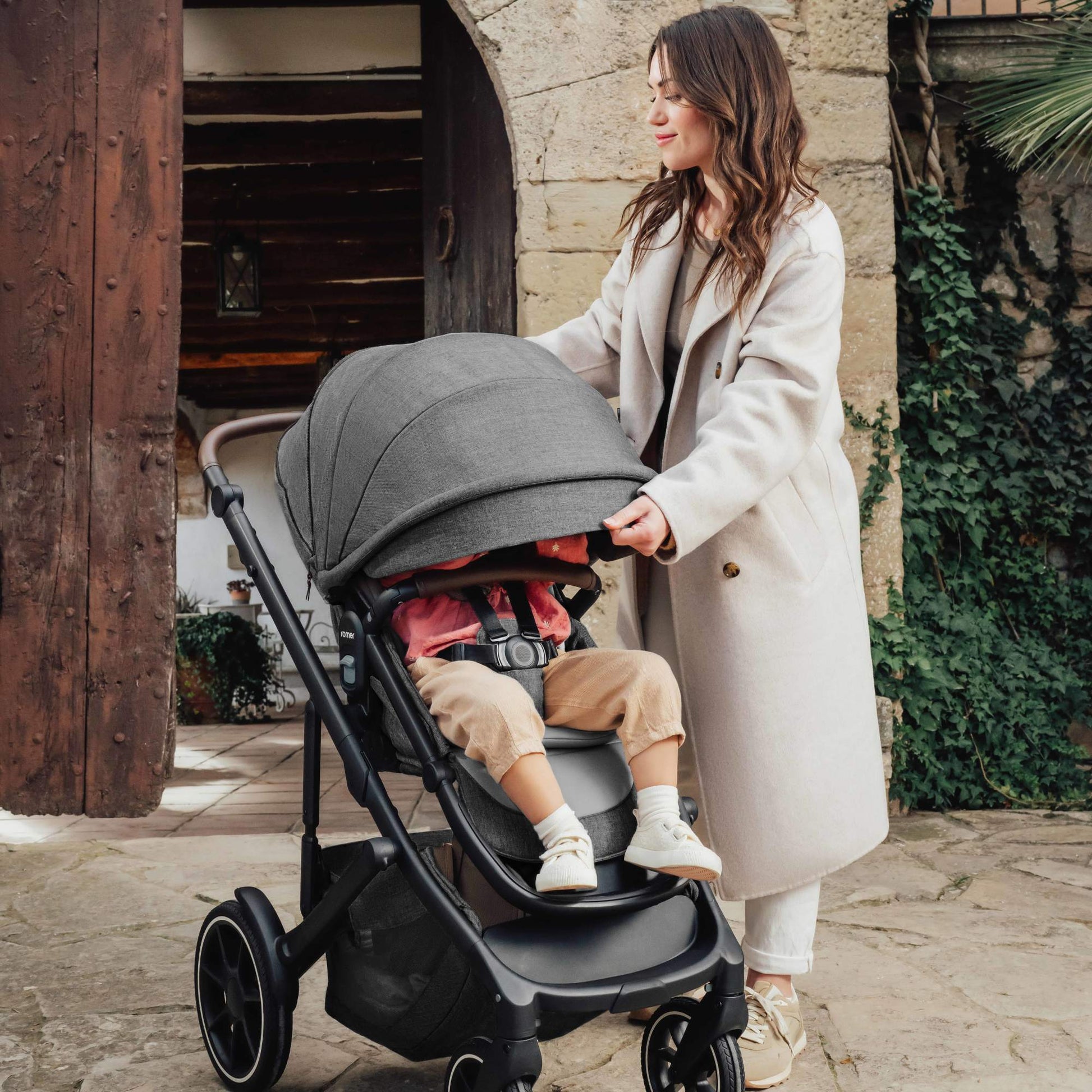 RomerRomer Juni Infant Car Seat + Tura Stroller Travel SystemBabysupermarket