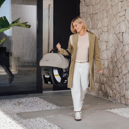 Romer Car Seats - Infant Romer Juni Infant Car Seat with Versa Base