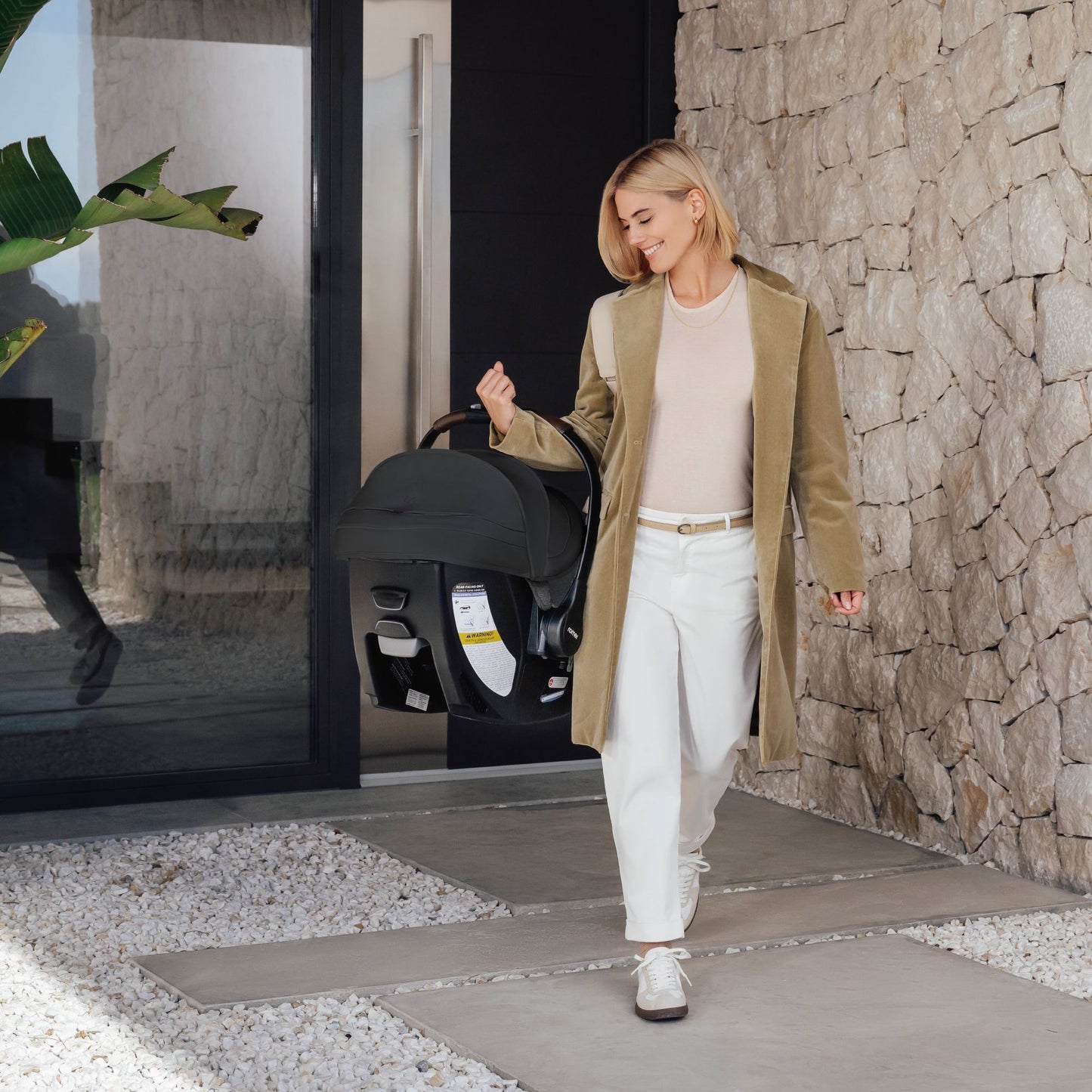 Romer Car Seats - Infant Romer Juni Infant Car Seat with Versa Base