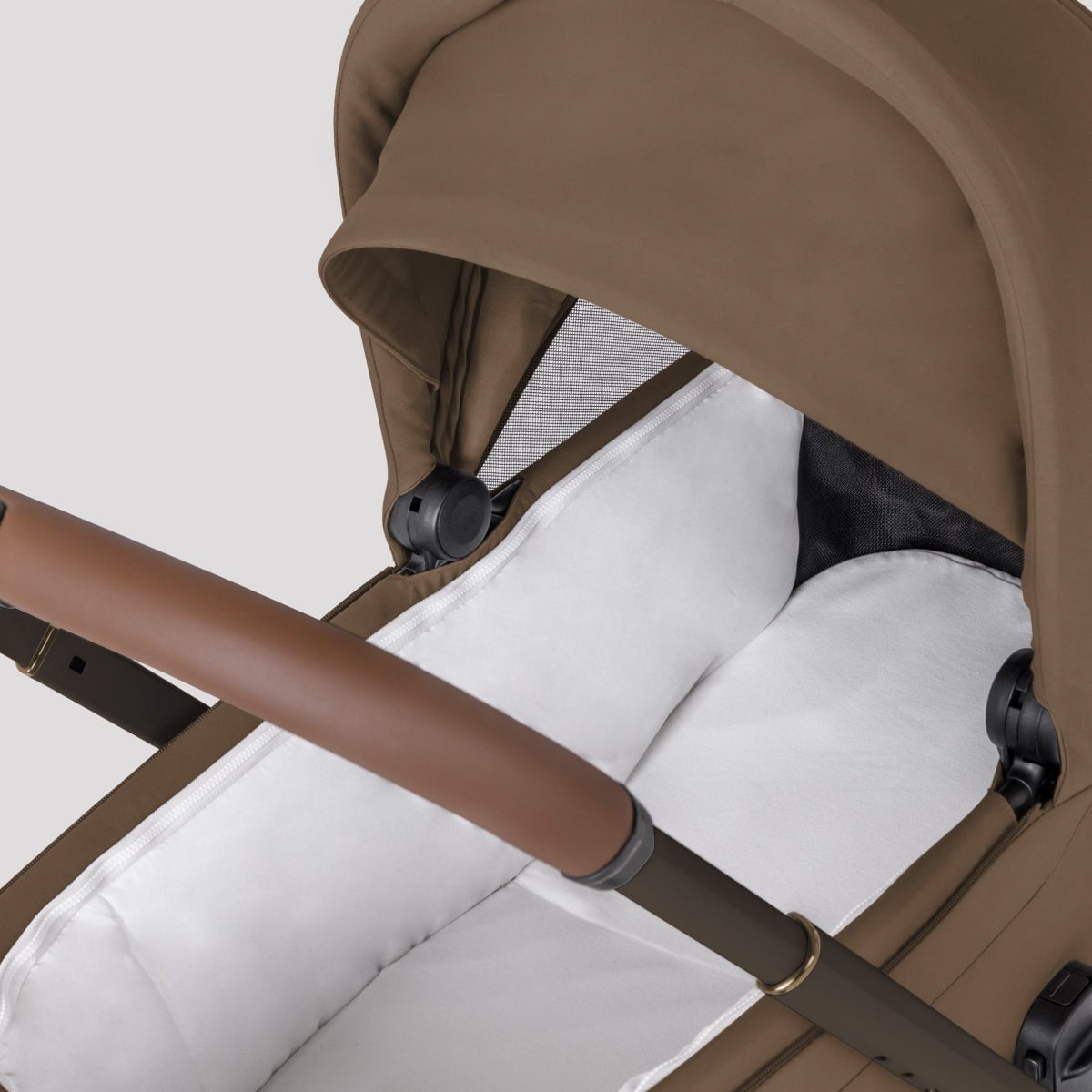 Silver CrossSilver Cross Breez Compact Stroller + Folding Bassinet BundleBabysupermarket