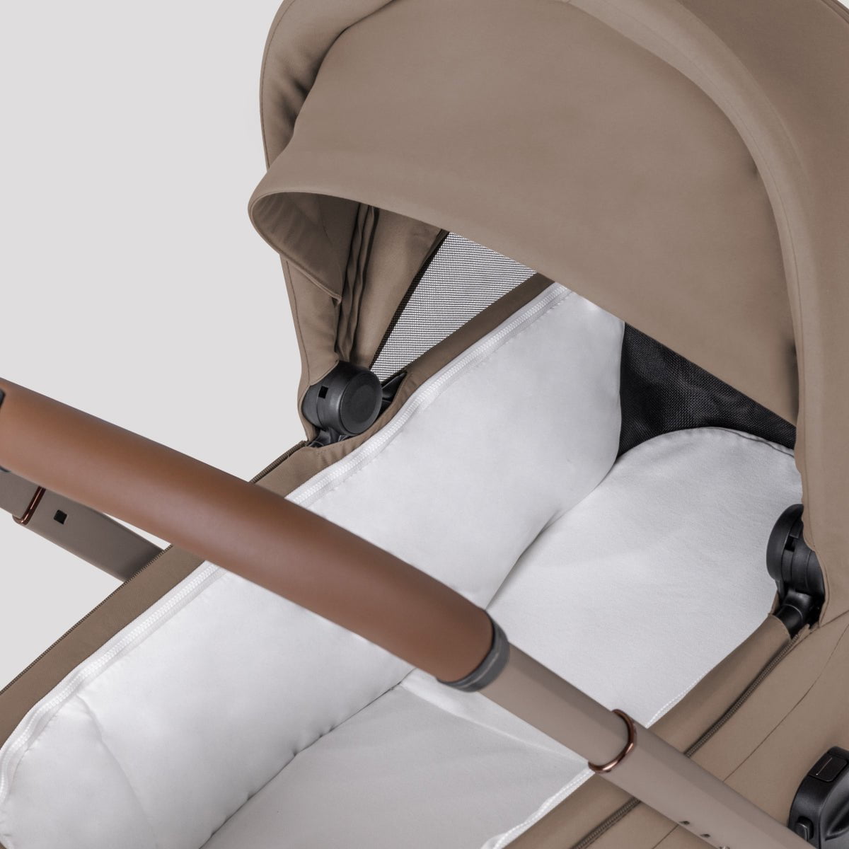 Silver CrossSilver Cross Breez Compact Stroller + Folding Bassinet BundleBabysupermarket