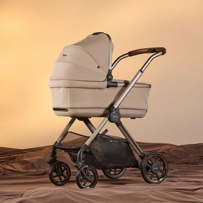 Silver Cross Reef 2 First Bed Folding Bassinet