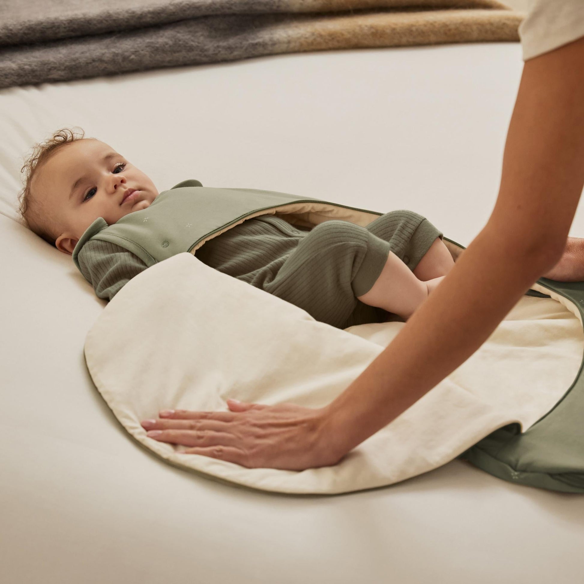 SnüzSnüzPouch Sage CrossBabysupermarket