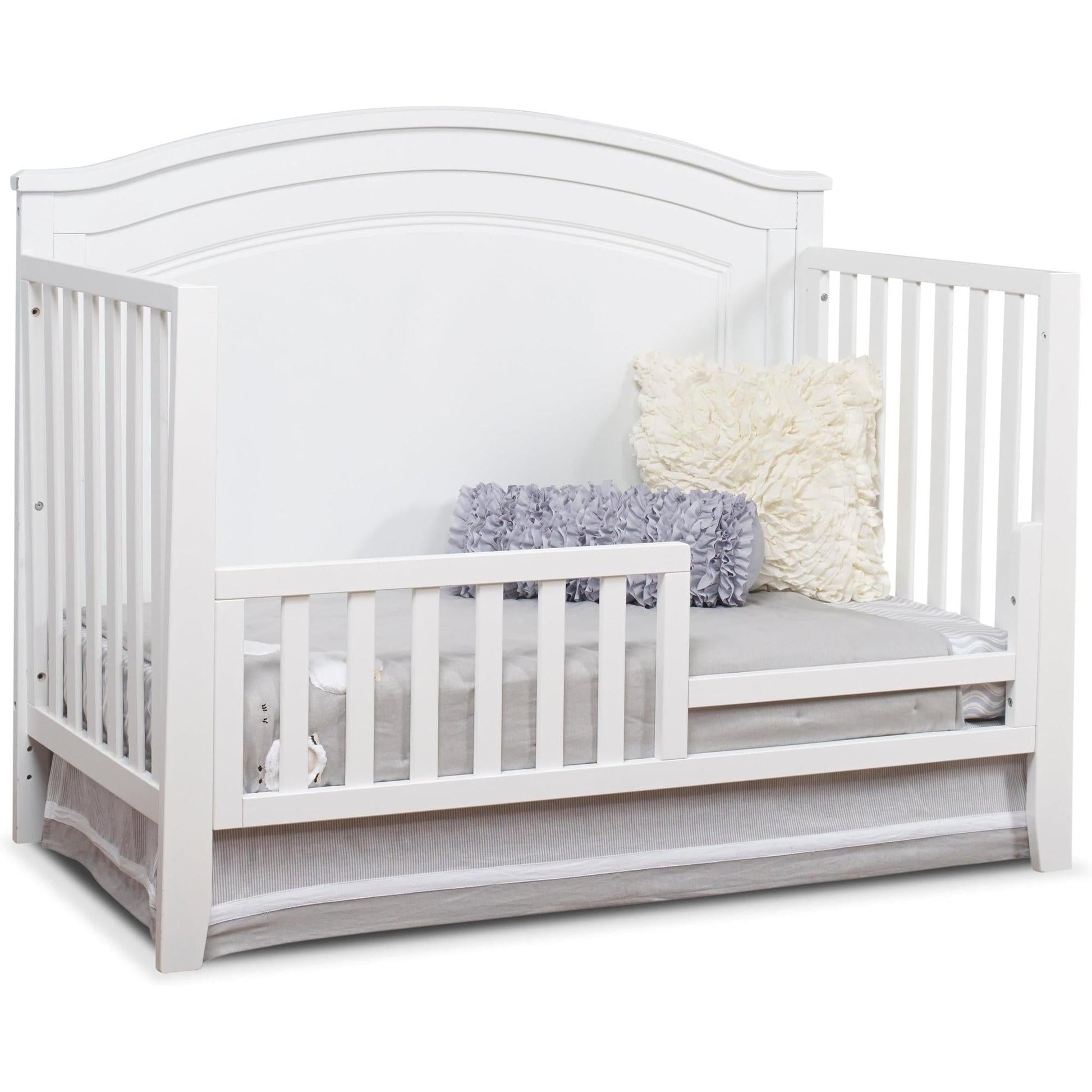 Sorelle Cribs Sorelle Berkley Round Top Panel Crib