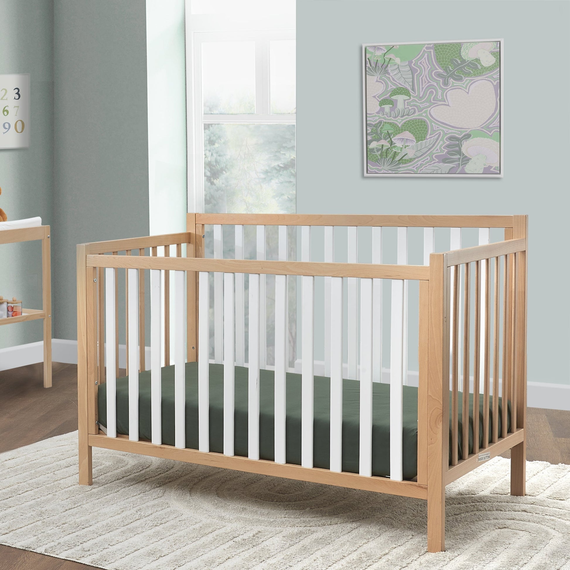 Sorelle Cribs Sorelle Essex Euro 4-in-1 Convertible Crib