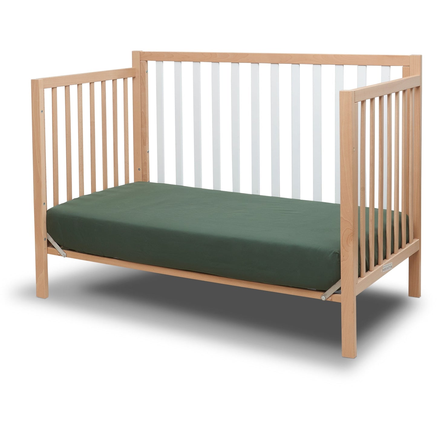 Sorelle Essex Euro 4-in-1 Convertible Crib