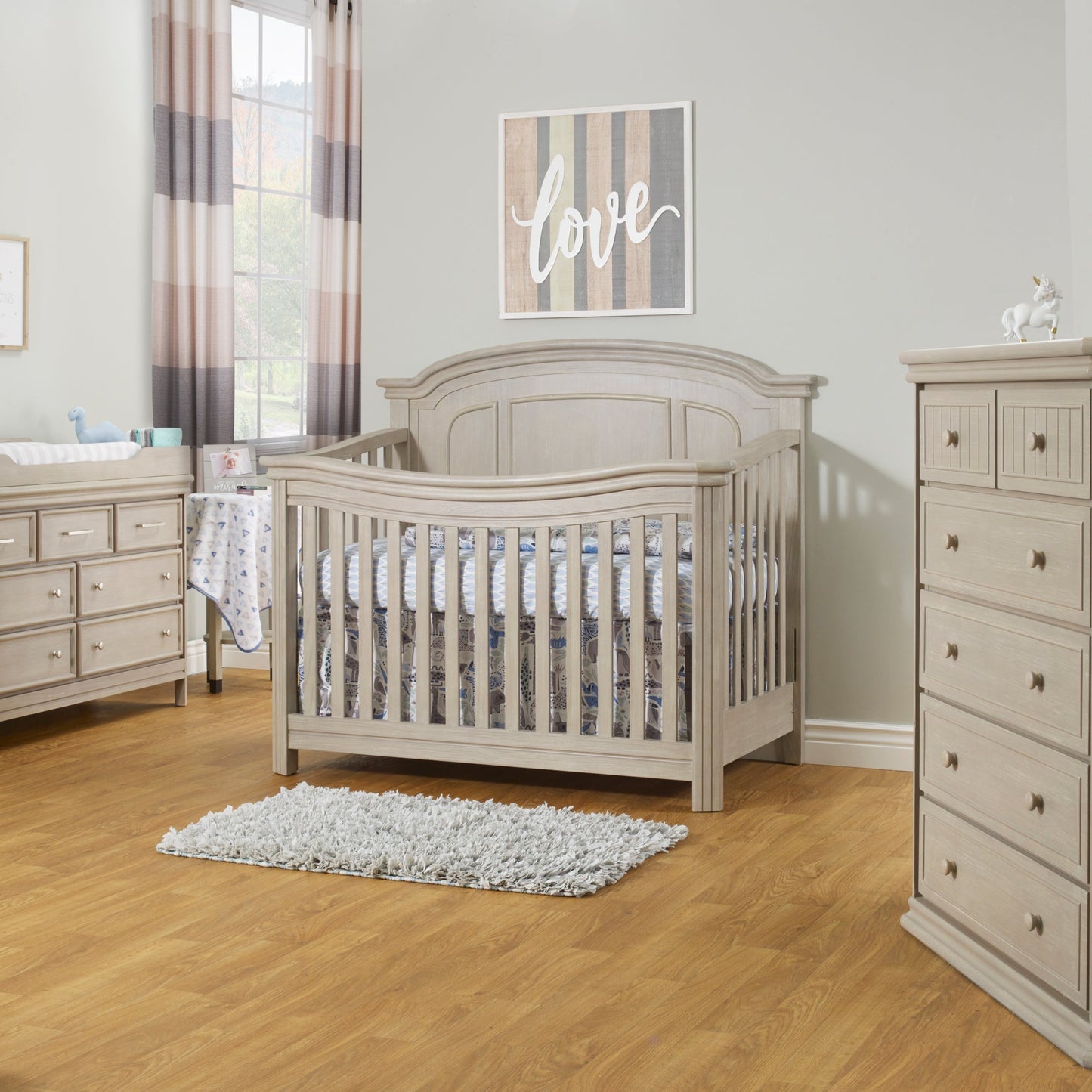 Sorelle Cribs Sorelle Finley Panel Crib