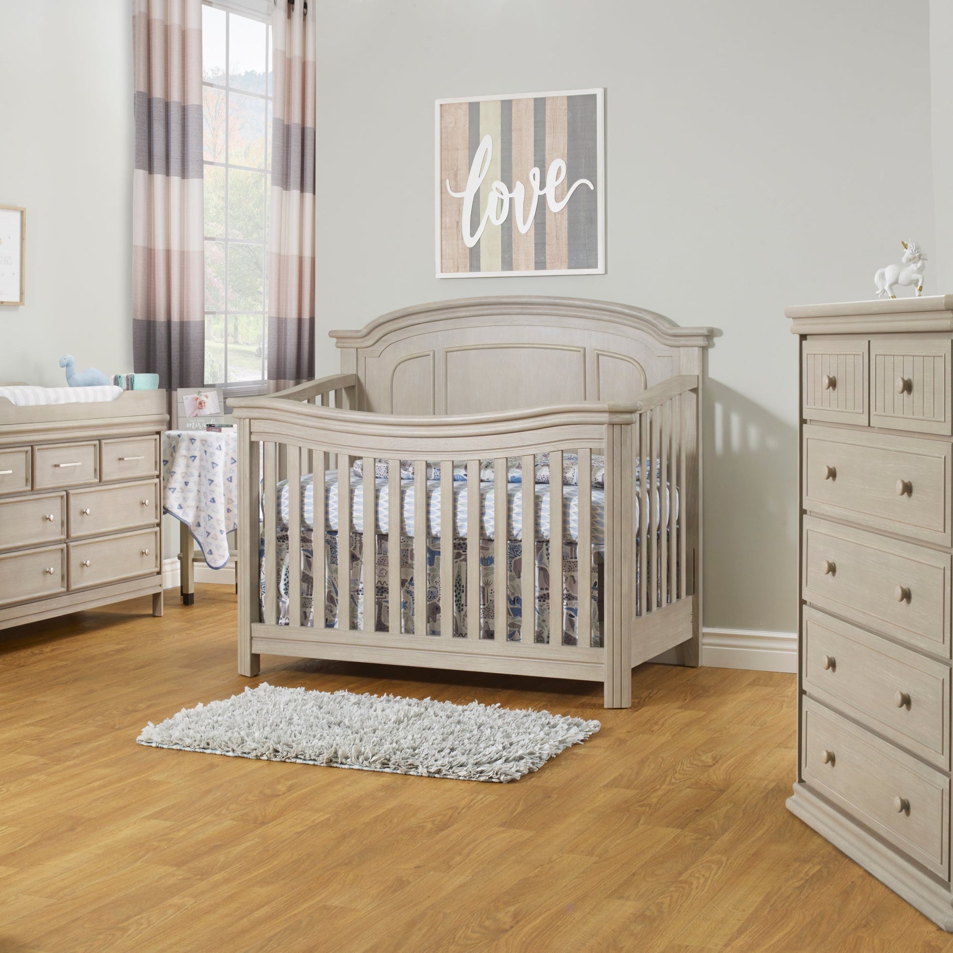 Sorelle Cribs Sorelle Finley Panel Crib
