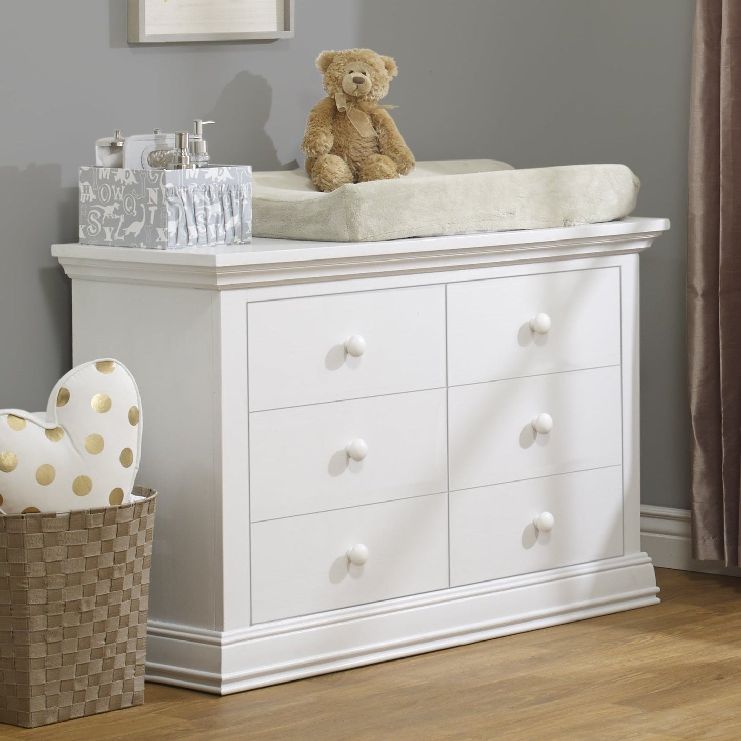 Sorelle Dressers White Sorelle Modesto Double Dresser