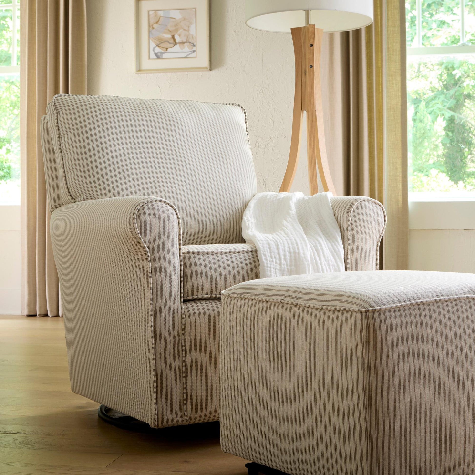 Best Chairs Gliders & Rockers Storytime Kacey Swivel Glider