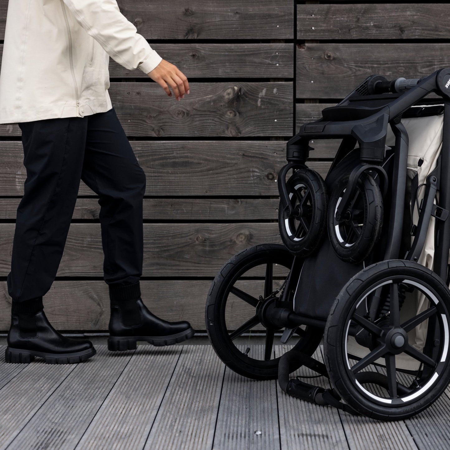 Thule Strollers - Single Thule Urban Glide 4-Wheel Stroller