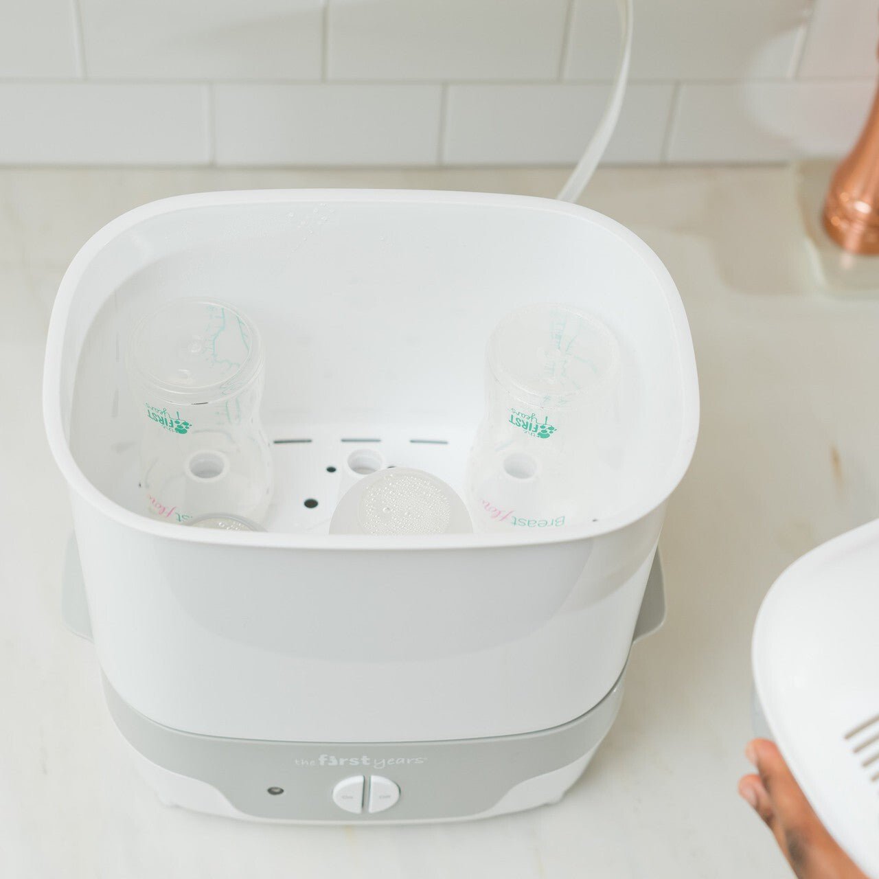 Tomy Baby Care Tomy Electric Steam Sterilizer