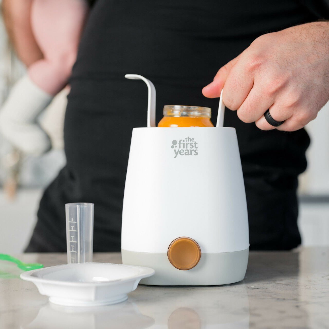 Tomy Baby Care Tomy Simple Serve Fast Baby Bottle Warmer and Sanitizer