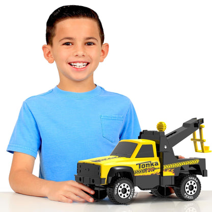 Schylling Toys / Play Vehicles Tonka Tow Truck