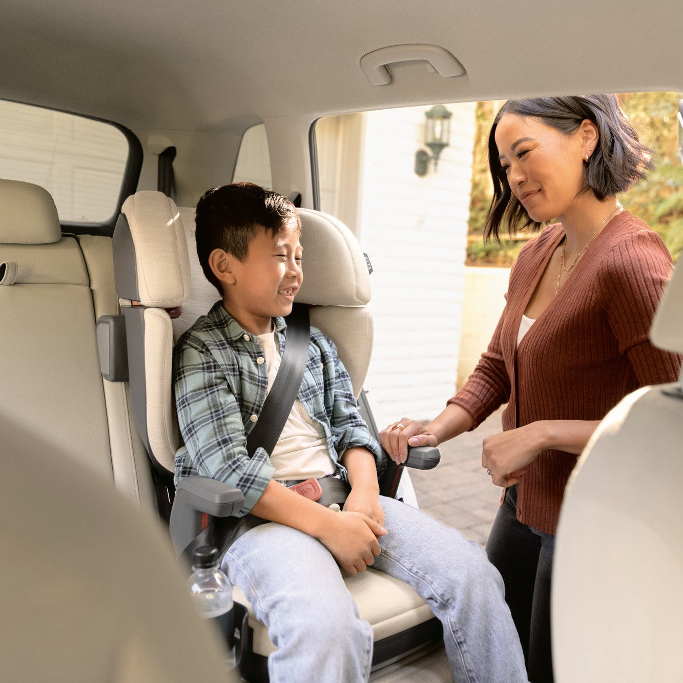 UPPAbaby Car Seats - Booster UPPAbaby Alta V2 Booster Seat