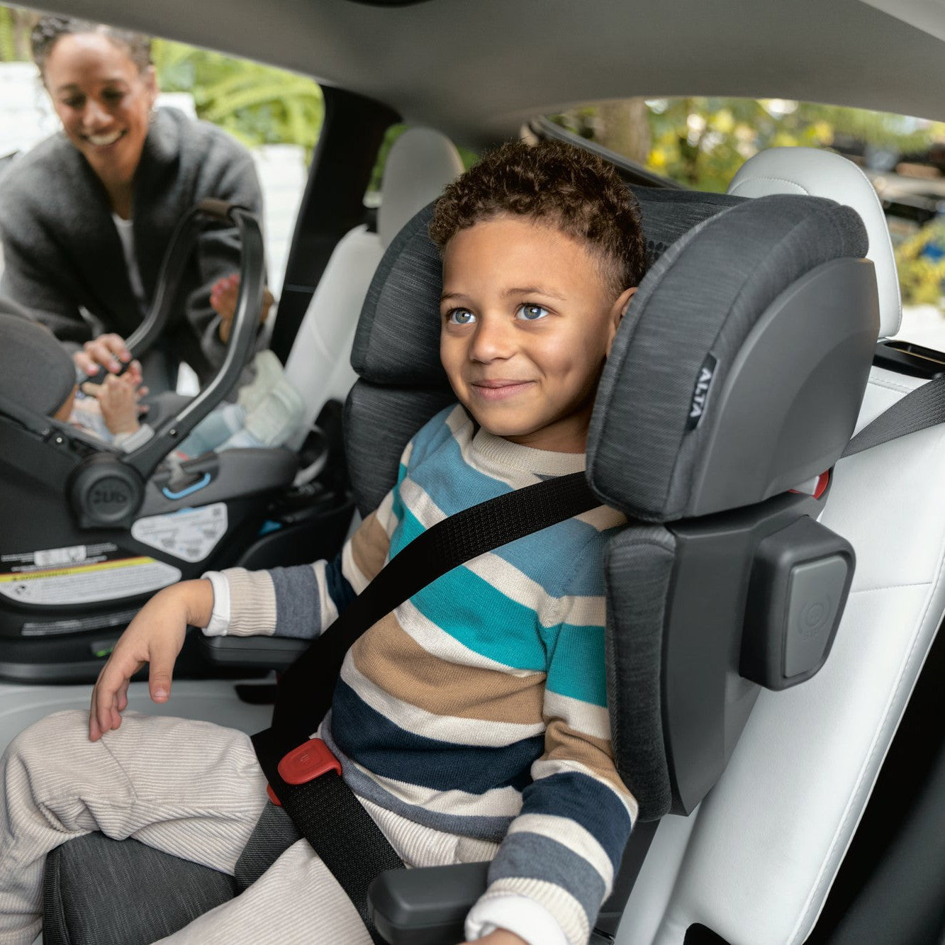 UPPAbaby Car Seats - Booster UPPAbaby Alta V2 Booster Seat