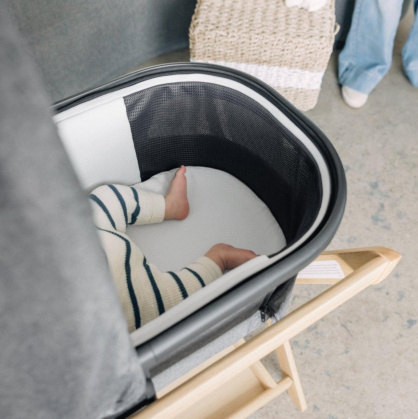 UPPAbaby Stroller Accessories UPPAbaby Bassinet Stand