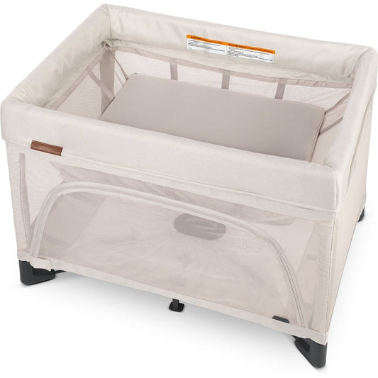 UPPAbaby Playpens Charlie (Sand Mélange) UPPAbaby Remi Bedside Bassinet + Playard + Travel Crib