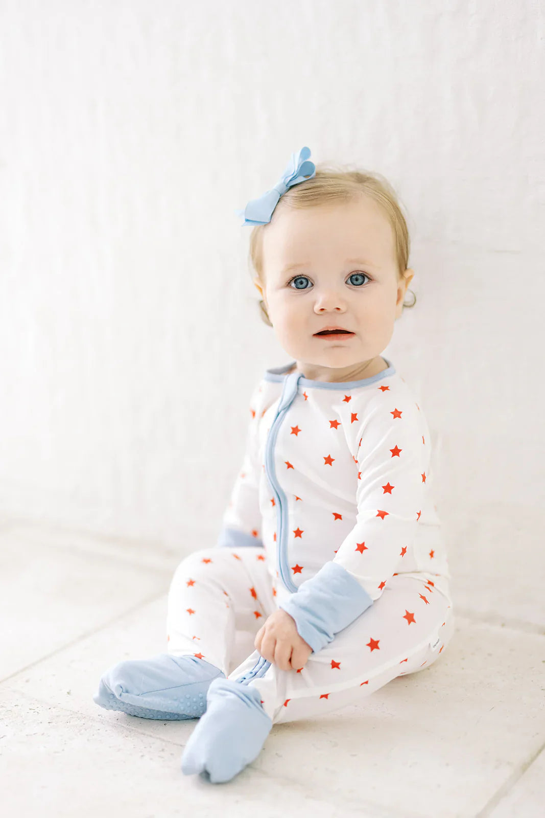 Uptown Baby Infant Sleepwear Unisex Uptown Baby Red Stars Long Sleeve Romper