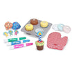 Melissa & Doug Set Gioco Cupcake Da Forno E Decorazione - 4 Cupcake In Legno, 3 Pennarelli Cancellabili, Guanto Forno, +Mini Pad Scratch Art In Omaggio